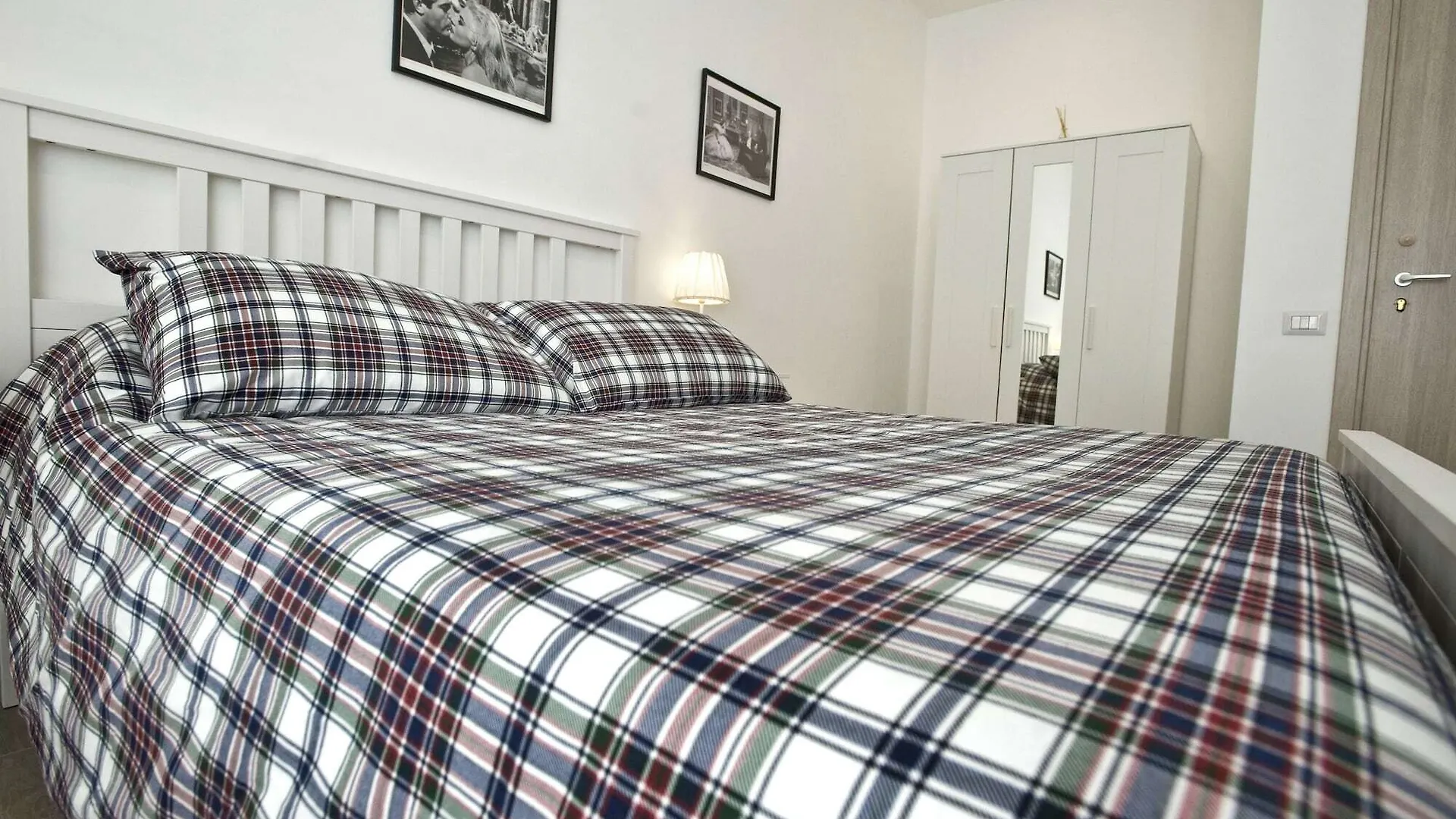 Fellini Bed & Breakfast Rome 3*,