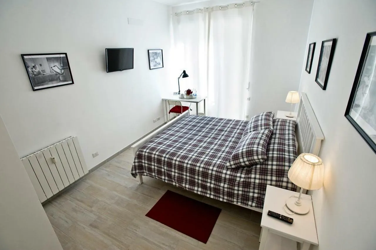 Fellini Bed & Breakfast Rome