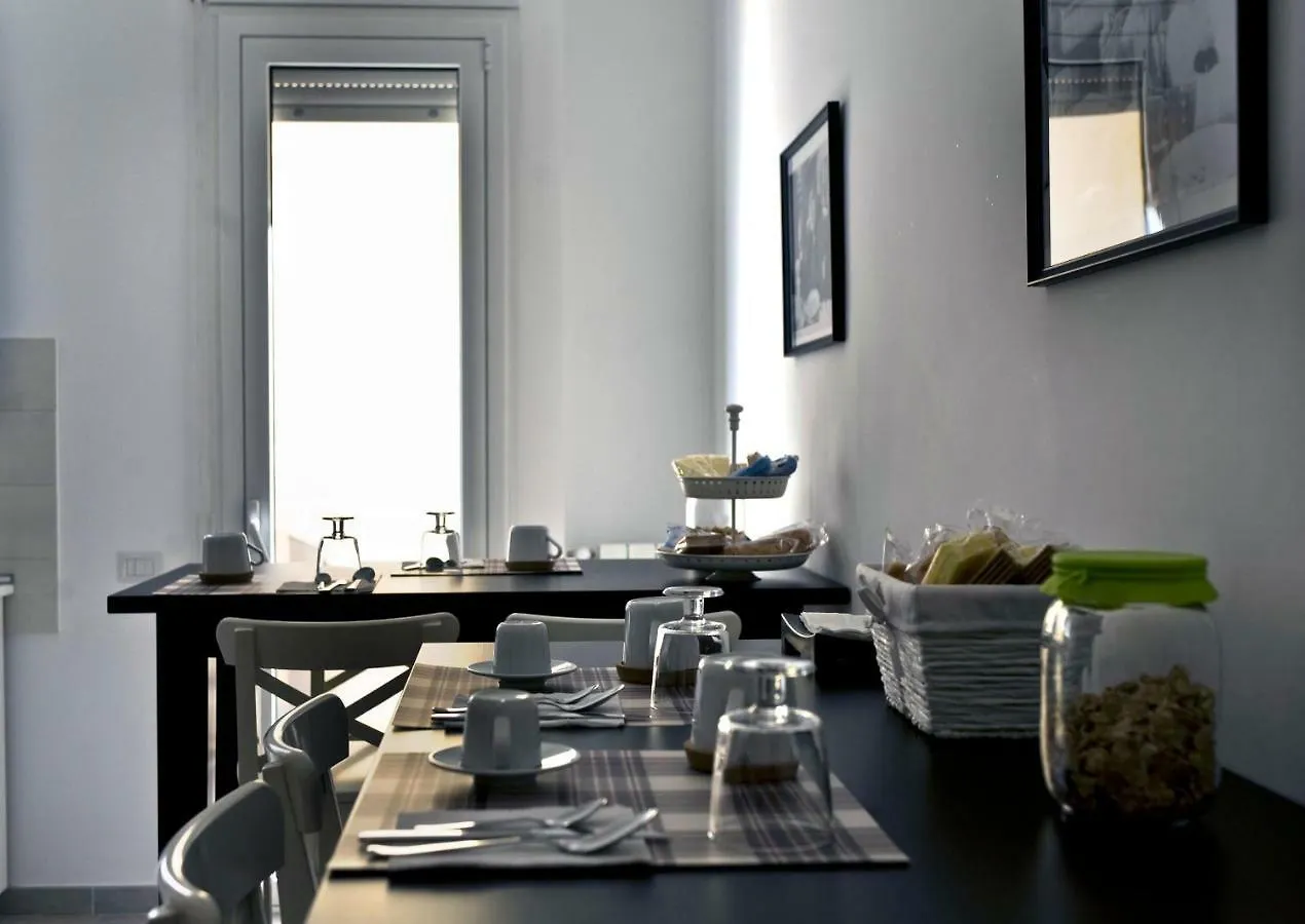 Fellini Bed & Breakfast Rome Italy